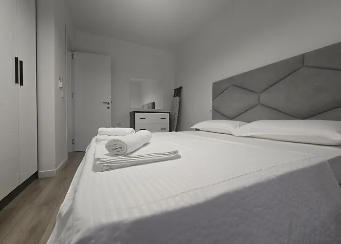 Enzo Cozyapartments-wilson Square Lejlighed Tirana